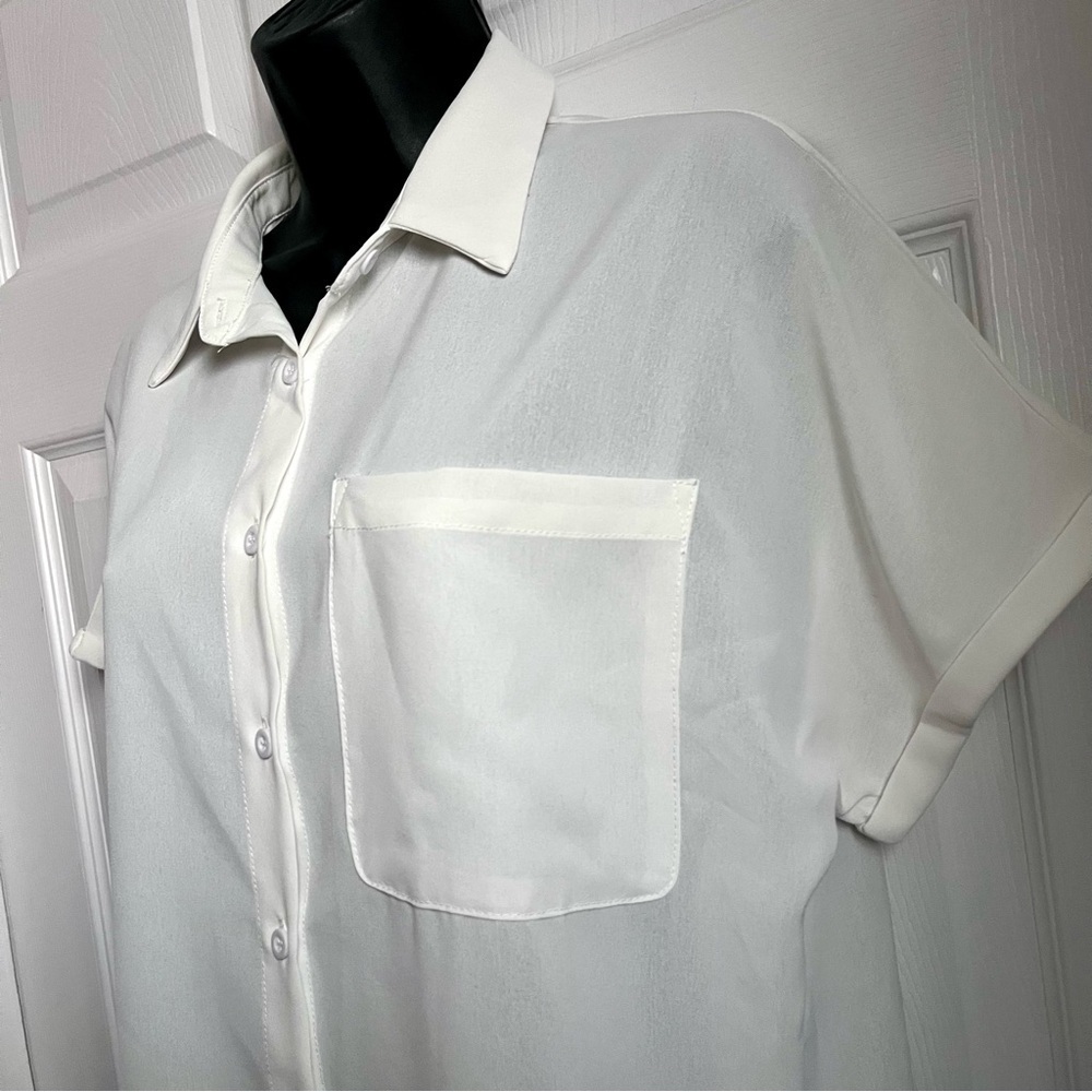 3/25$💥 White Blouse Top button down Large Women collared Short sleeve casual - Picture 2 of 4